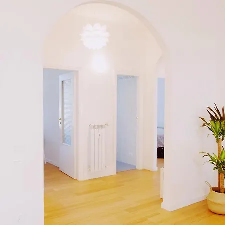 Keith Haring's House Apartment *